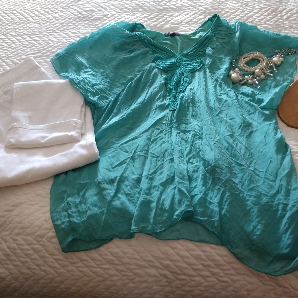 Carli conti shirt